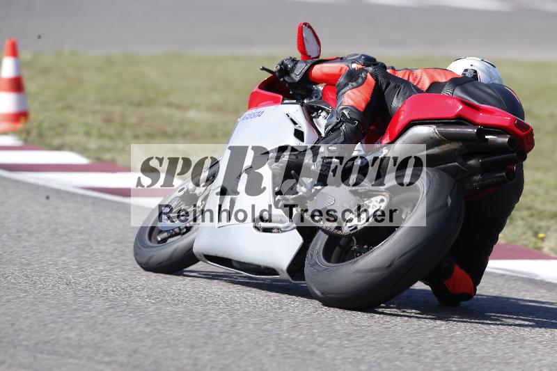 /Archiv-2025/49 26.08.2025 Cornu Master School ADR/rot-rouge/40